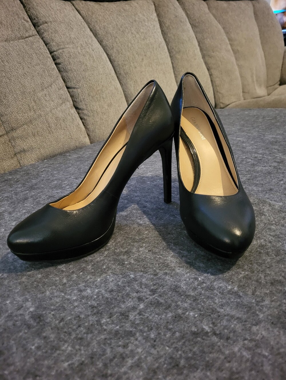 Gianni Bini Black Platform Stiletto Pumps - Picture 3 of 6